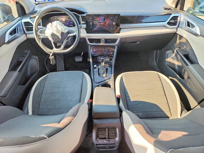 2025 VOLKSWAGEN TAOS SE — Фото 8 из 14