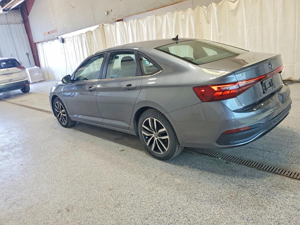 2025 VOLKSWAGEN JETTA SE — Фото 2 из 14