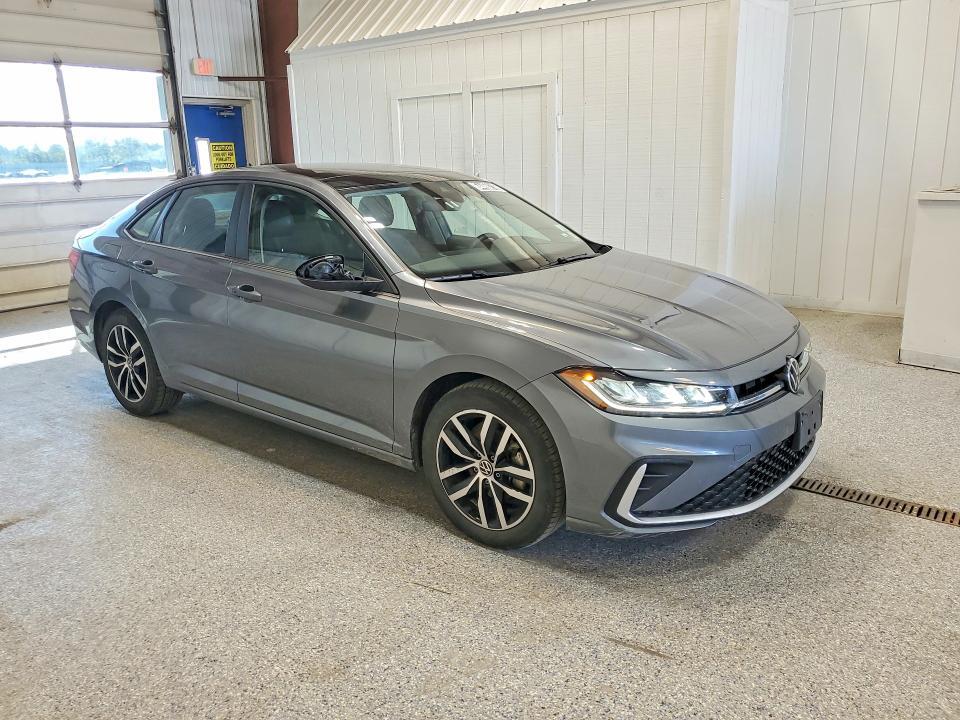 2025 VOLKSWAGEN JETTA SE — Фото 4 из 14