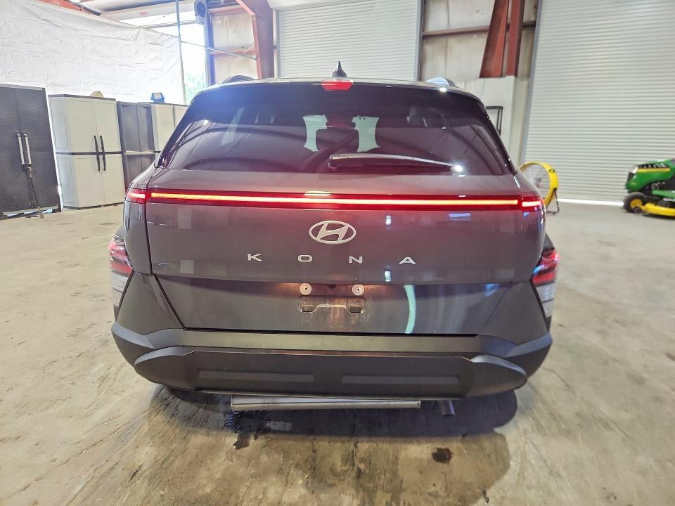 2026 HYUNDAI KONA SEL SPORT — Фото 6 из 13
