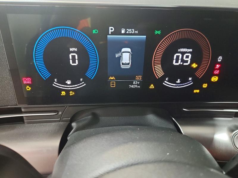 2026 HYUNDAI KONA SEL SPORT — Фото 9 из 13