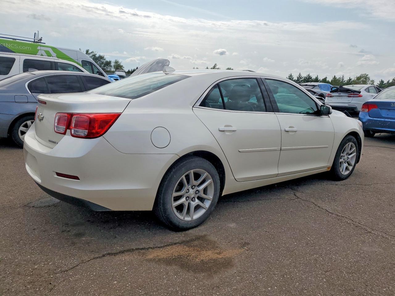 2014 CHEVROLET MALIBU 1LT — Фото 3 из 12