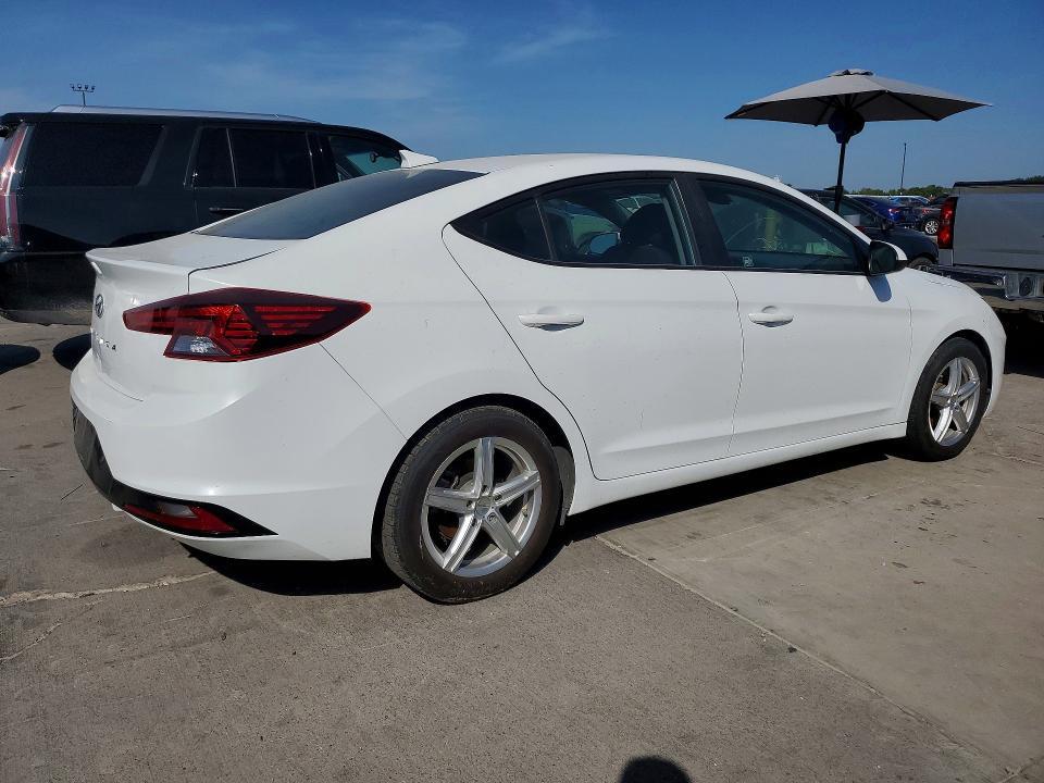 2019 HYUNDAI ELANTRA SEL — Фото 3 из 12