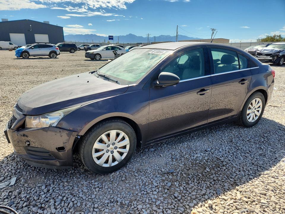 2011 CHEVROLET CRUZE 1G1PC5SH6B7122967