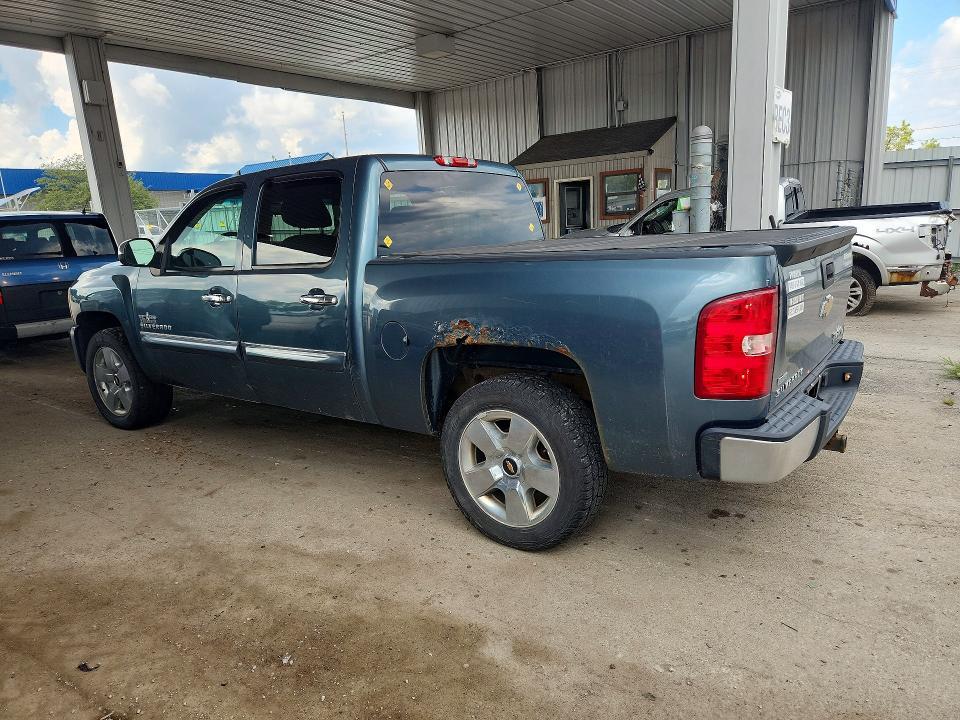 3GCPCSE01BG166603 2011 CHEVROLET SILVERADO photo no. 2