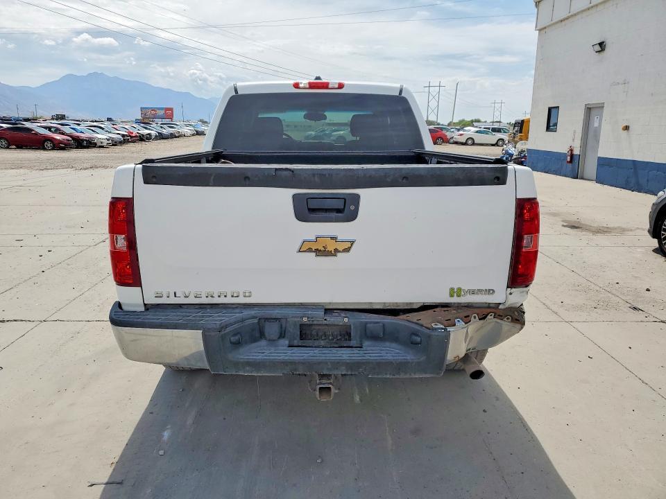 2011 CHEVROLET SILVERADO K1500 HYBRID — Фото 6 из 12