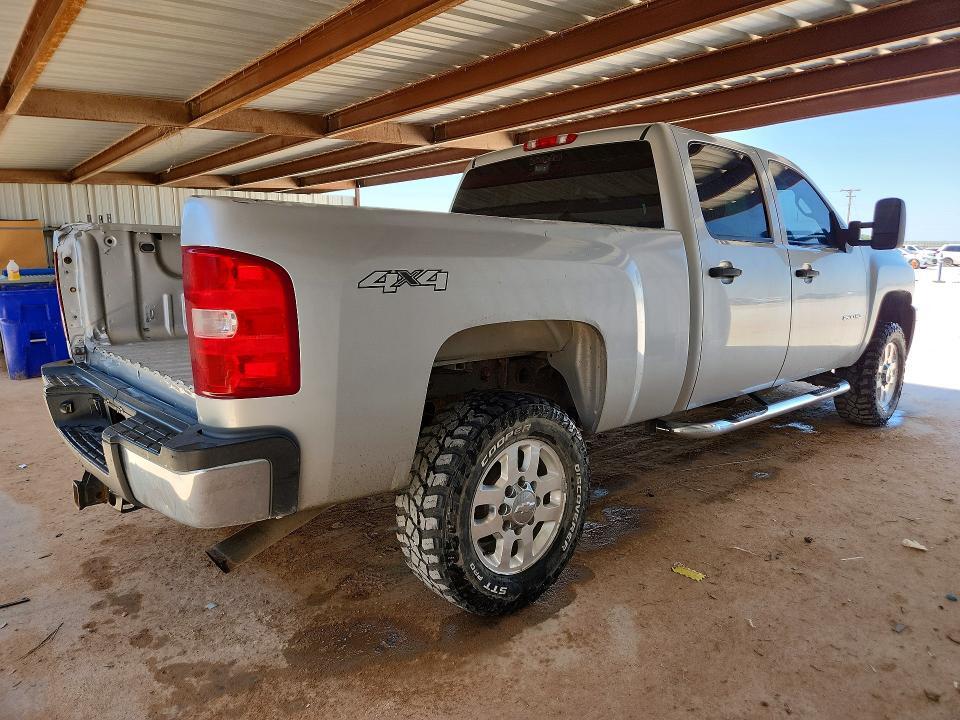 2011 CHEVROLET SILVERADO K2500 HEAVY DUTY LT — Фото 3 из 12