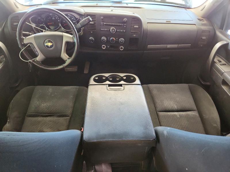 2011 CHEVROLET SILVERADO K2500 HEAVY DUTY LT — Фото 8 из 12