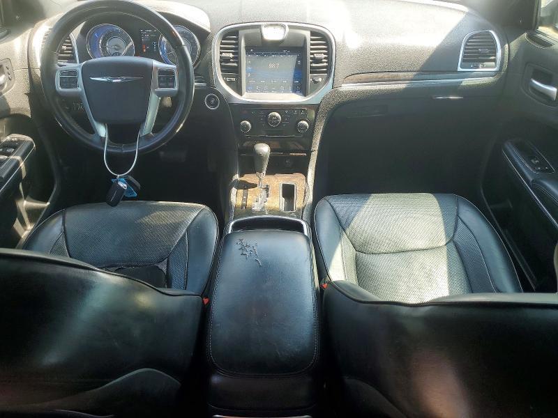 2014 CHRYSLER 300C — Фото 8 из 13