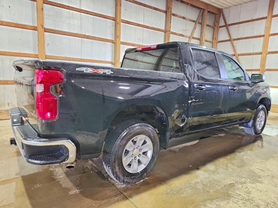 2026 CHEVROLET SILVERADO K1500 LT — Фото 3 из 13