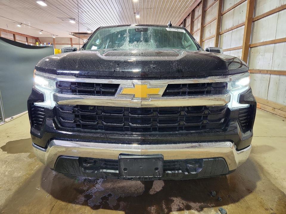 2026 CHEVROLET SILVERADO K1500 LT — Фото 5 из 13