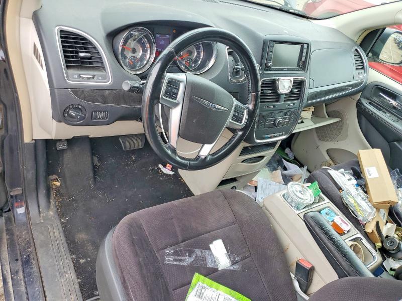 2A4RR5DG1BR621459 2011 CHRYSLER TOWN & COUNTRY photo no. 8