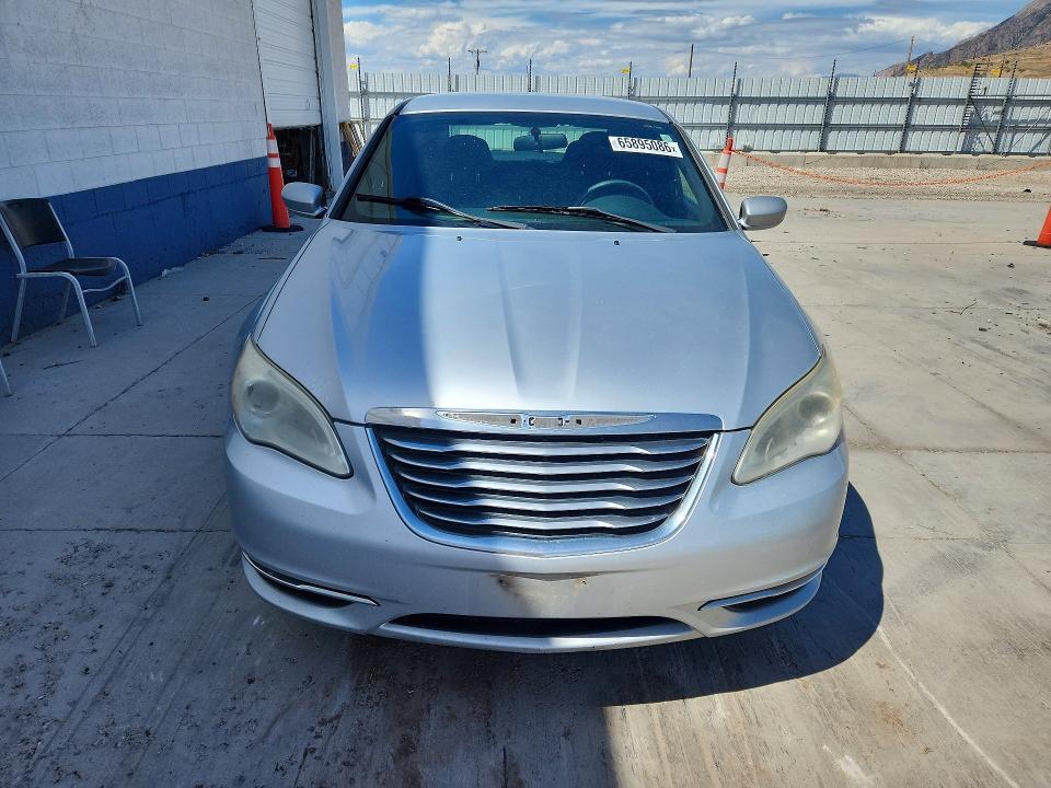 2011 CHRYSLER 200 TOURING — Фото 5 из 12