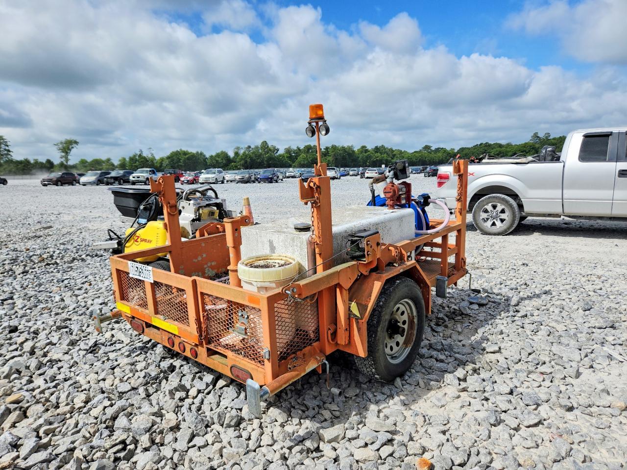 2011 CLTG CUSTOM FUEL TRAILER — Фото 3 из 10