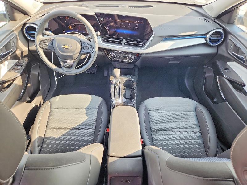2026 CHEVROLET TRAX 1LT — Фото 8 из 13