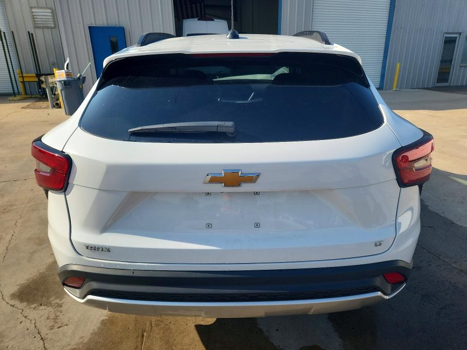 2026 CHEVROLET TRAX 1LT — Фото 6 из 13