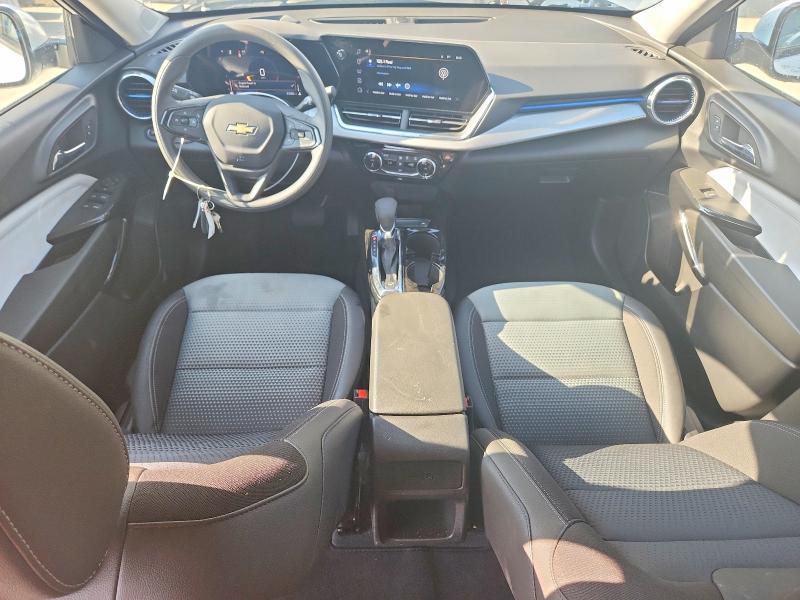 2026 CHEVROLET TRAX 1LT — Фото 8 из 13