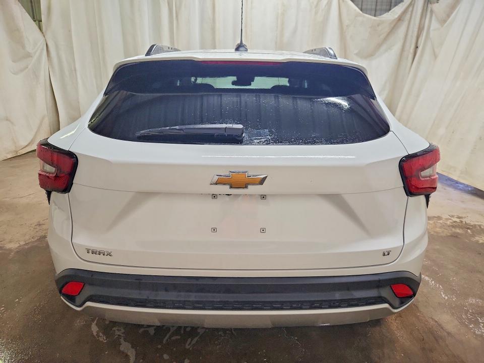 2026 CHEVROLET TRAX 1LT — Фото 6 из 13