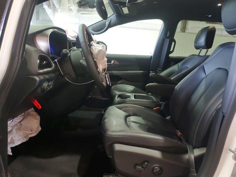 2026 CHRYSLER PACIFICA SELECT — Фото 7 из 13