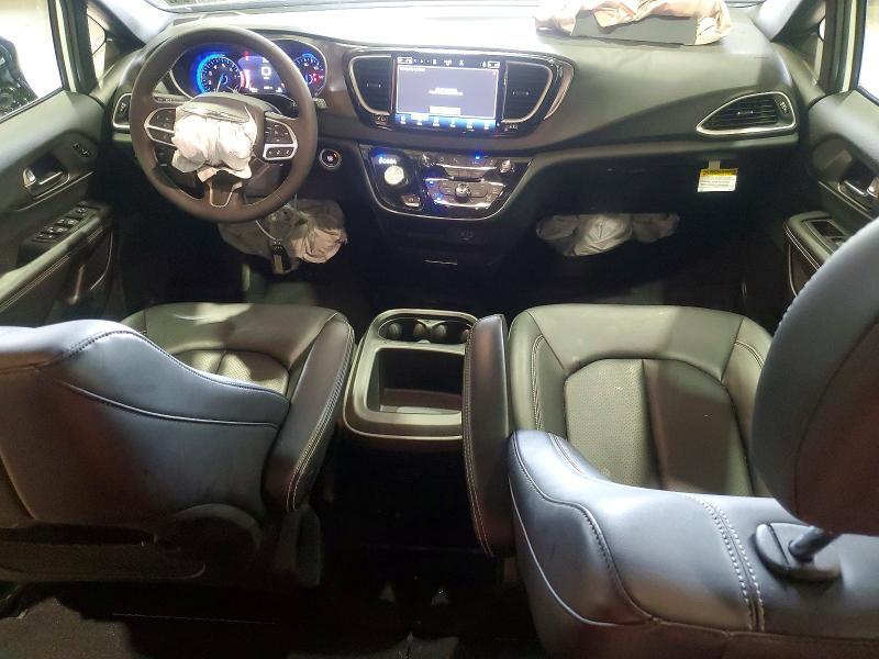 2026 CHRYSLER PACIFICA SELECT — Фото 8 из 13