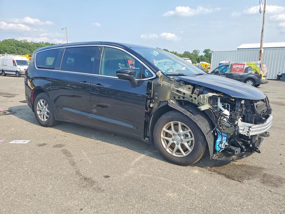 2026 CHRYSLER PACIFICA SELECT — Фото 4 из 14