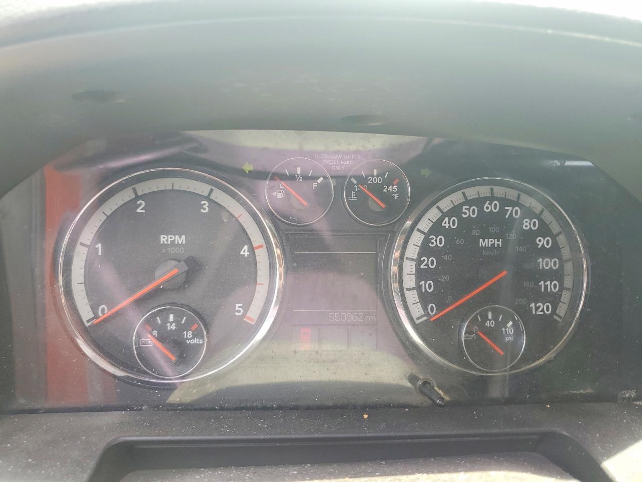 2011 DODGE RAM 3500 — Фото 9 из 12