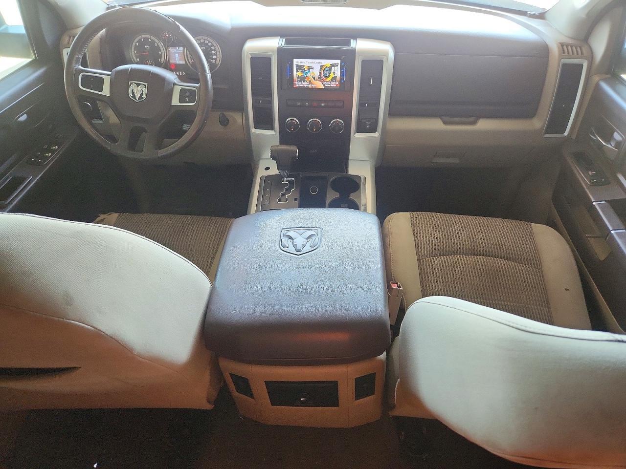 2011 DODGE RAM 1500 — Фото 8 из 12