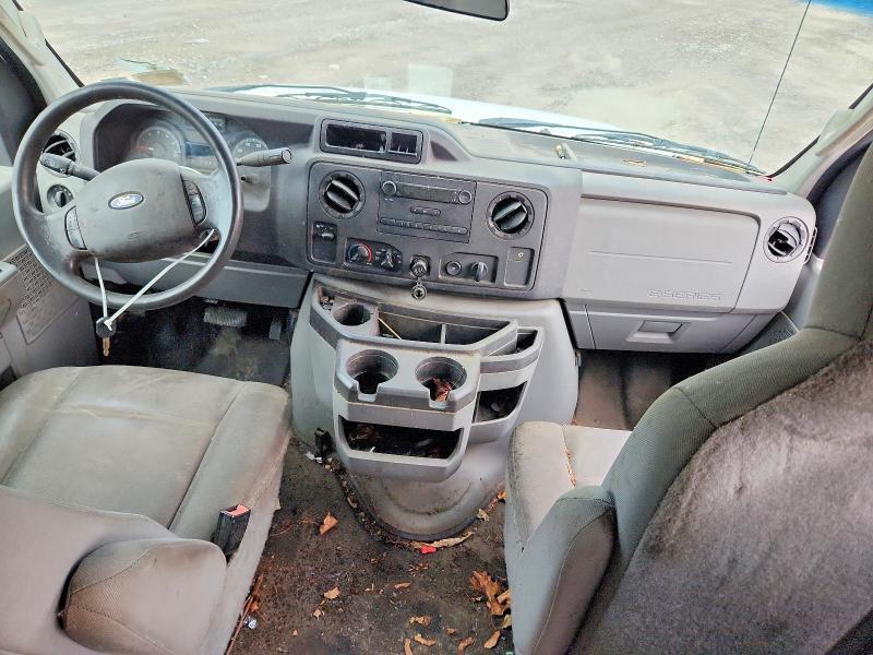 2014 FORD ECONOLINE E150 VAN — Фото 8 из 13