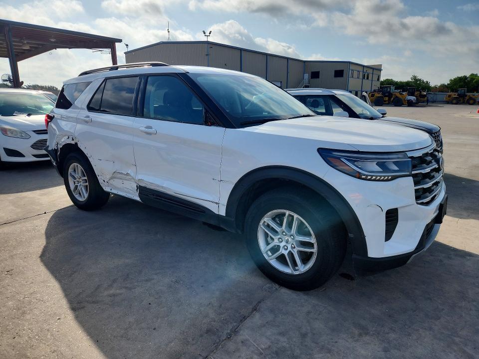 2026 FORD EXPLORER ACTIVE — Фото 4 из 13