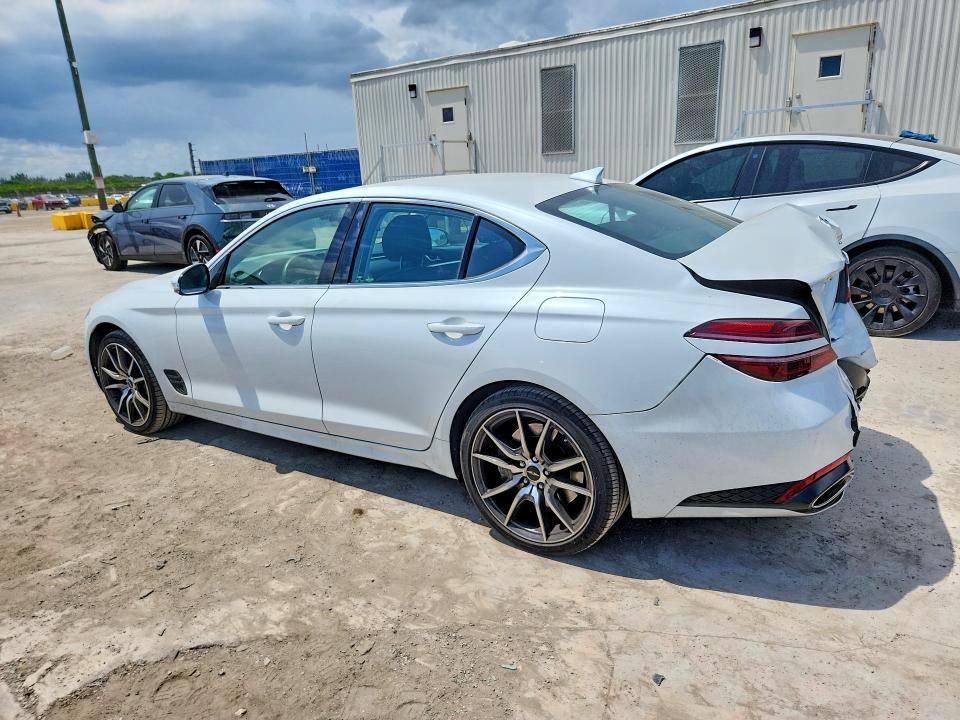 2026 GENESIS G70 2.5T STANDARD — Фото 2 из 12