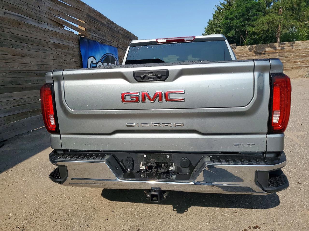 2026 GMC SIERRA K1500 SLT — Фото 6 из 12