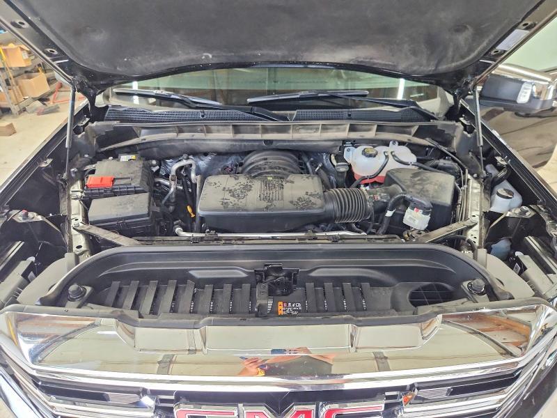 2026 GMC SIERRA K1500 SLT — Фото 11 из 13