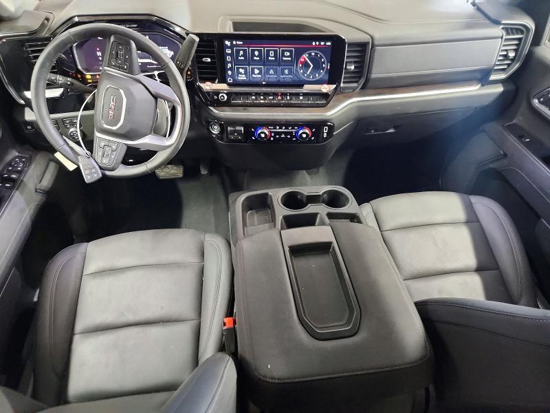 2026 GMC SIERRA K1500 SLT — Фото 8 из 13