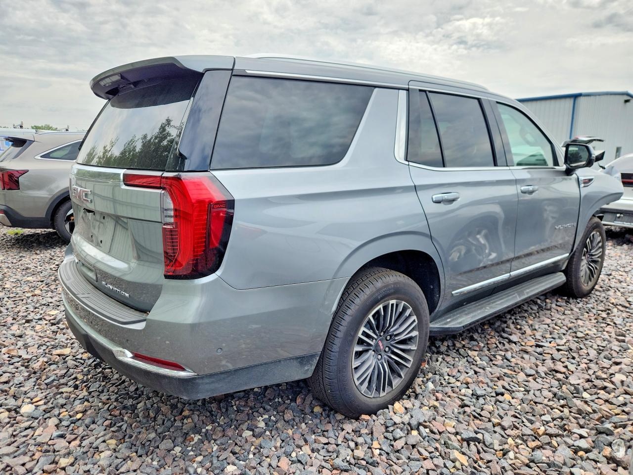 2026 GMC YUKON ELEVATION — Фото 3 из 14