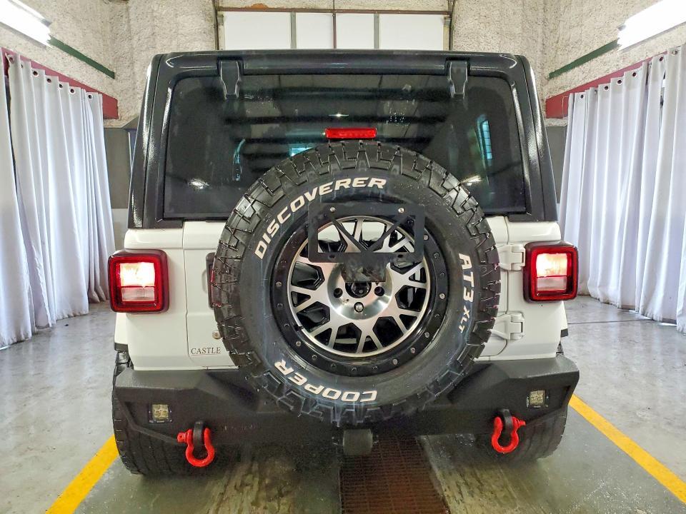 2019 JEEP WRANGLER UNLIMITED SAHARA — Фото 6 из 14