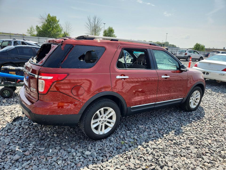 2014 FORD EXPLORER XLT — Фото 3 из 13