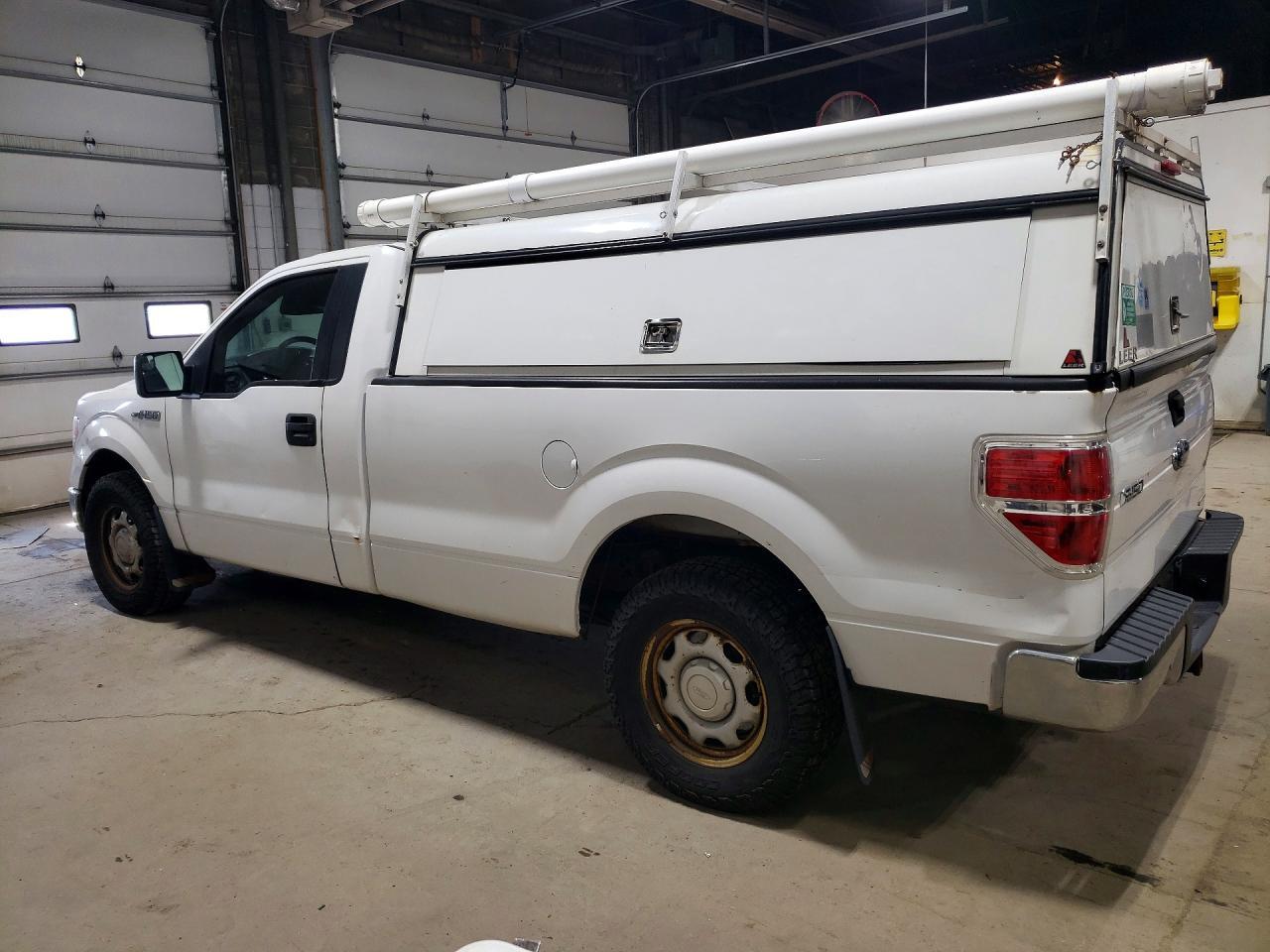 1FTNF1CF2EKD17882 2014 FORD F150 photo no. 2