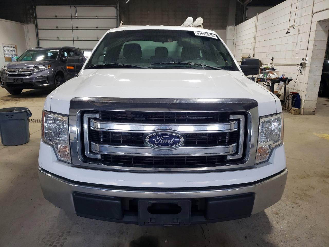1FTNF1CF2EKD17882 2014 FORD F150 photo no. 5