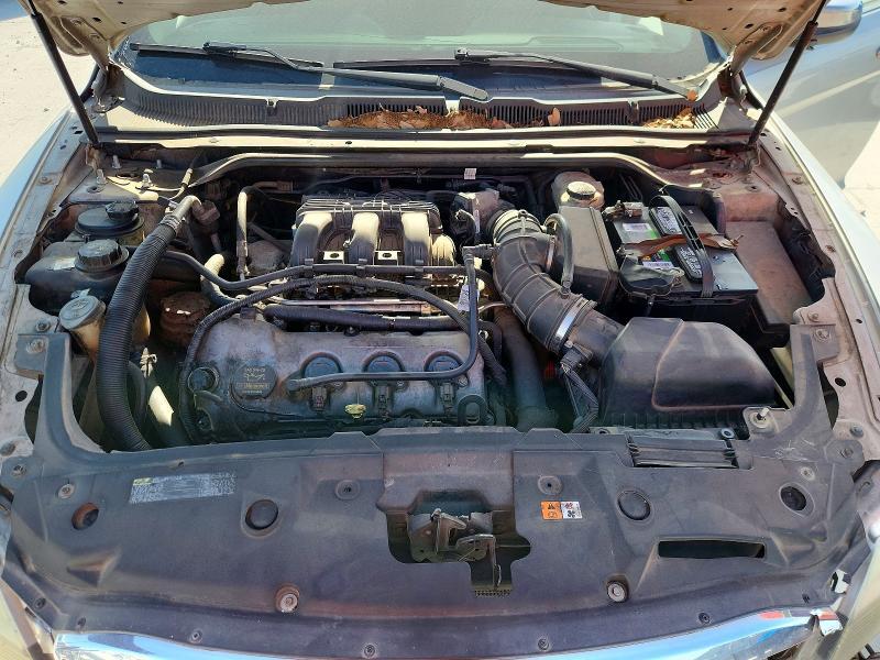 2011 FORD TAURUS LIMITED — Фото 11 из 13
