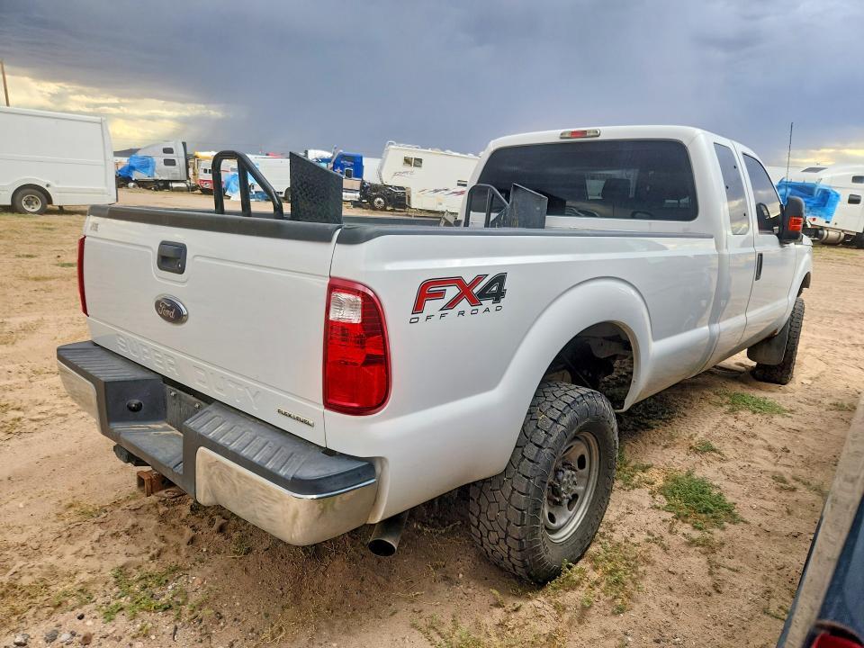 2014 FORD F350 SUPER DUTY — Фото 3 из 13