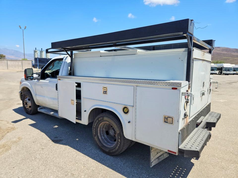 2014 FORD F350 — Фото 2 из 12