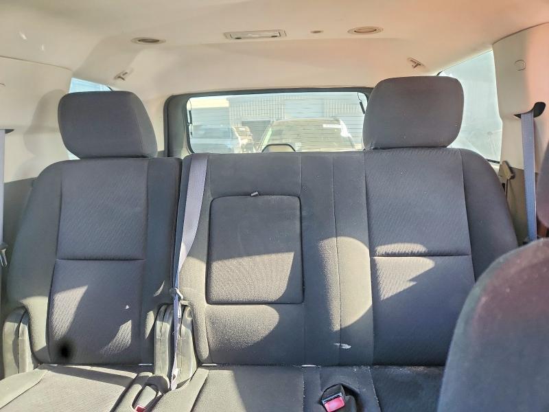 2011 GMC YUKON SLE — Фото 10 из 13
