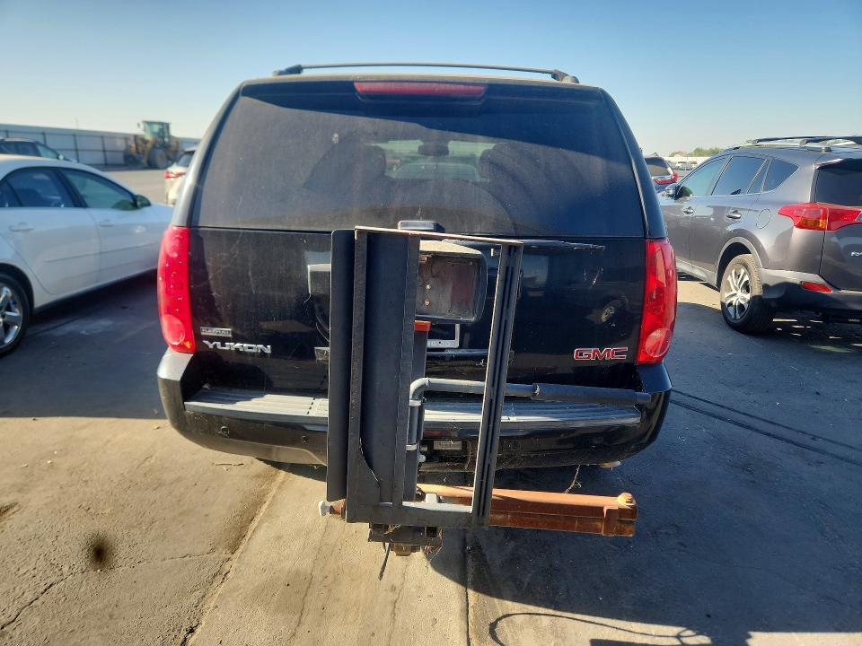 2011 GMC YUKON SLE — Фото 6 из 13