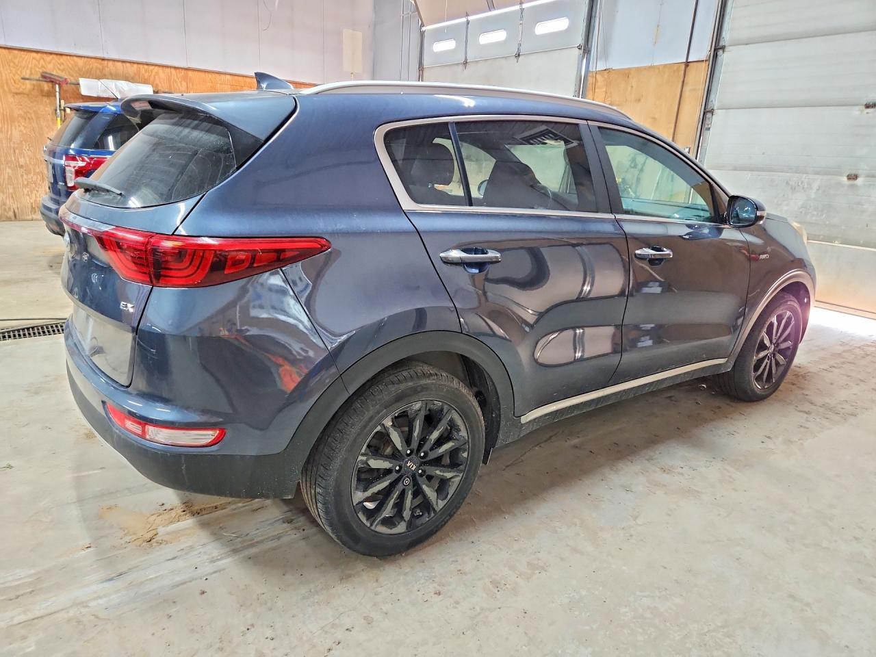 KNDPNCAC8K7567125 2019 KIA SPORTAGE photo no. 3