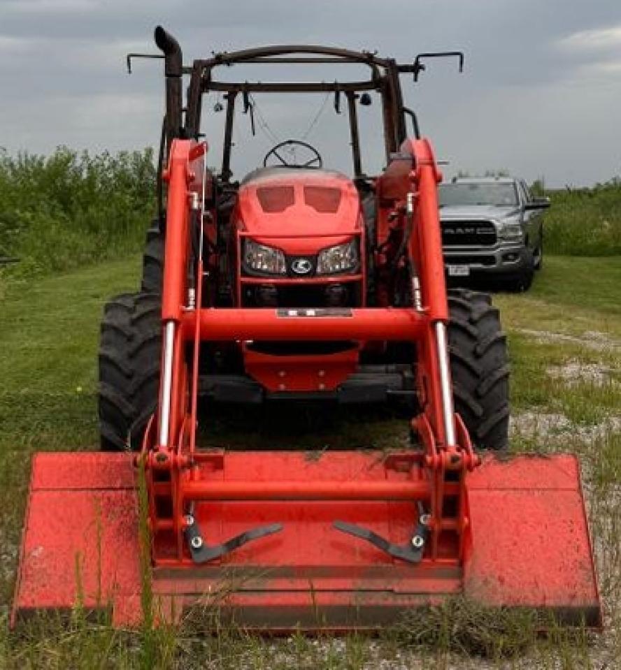 2019 KUBOTA M5-111D - MFWD TRACTOR — Фото 2 из 10
