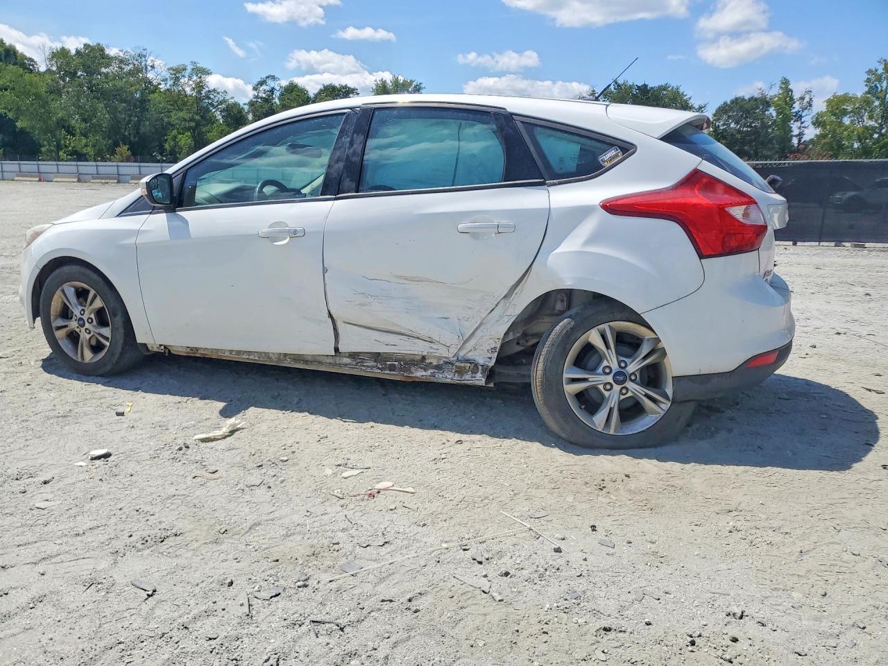 2014 FORD FOCUS — Фото 2 из 14