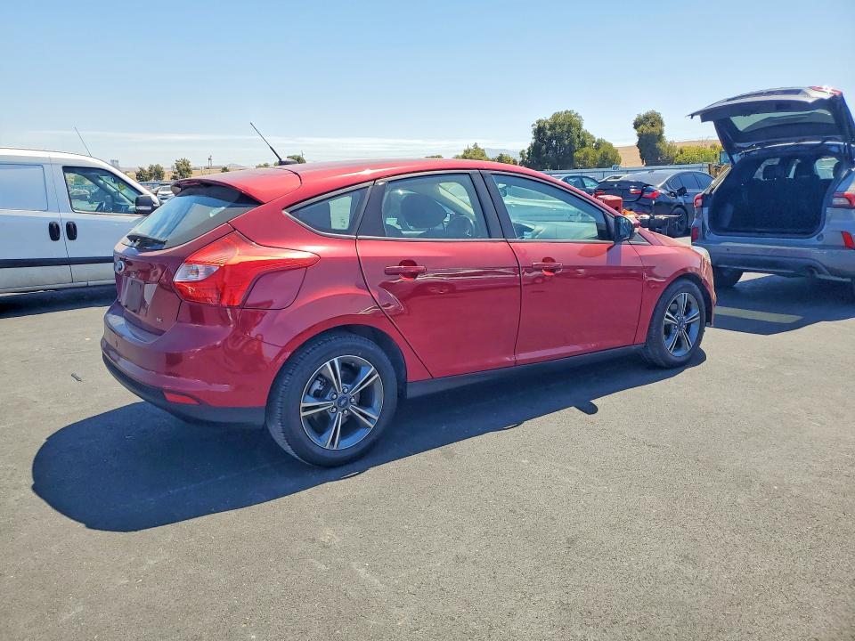 2014 FORD FOCUS SE — Фото 3 из 12