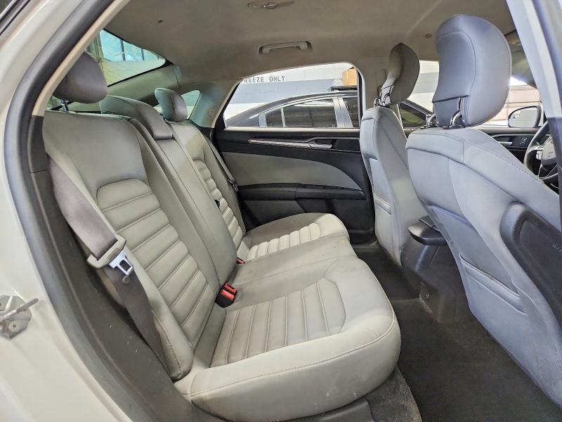 2014 FORD FUSION S HYBRID — Фото 10 из 12