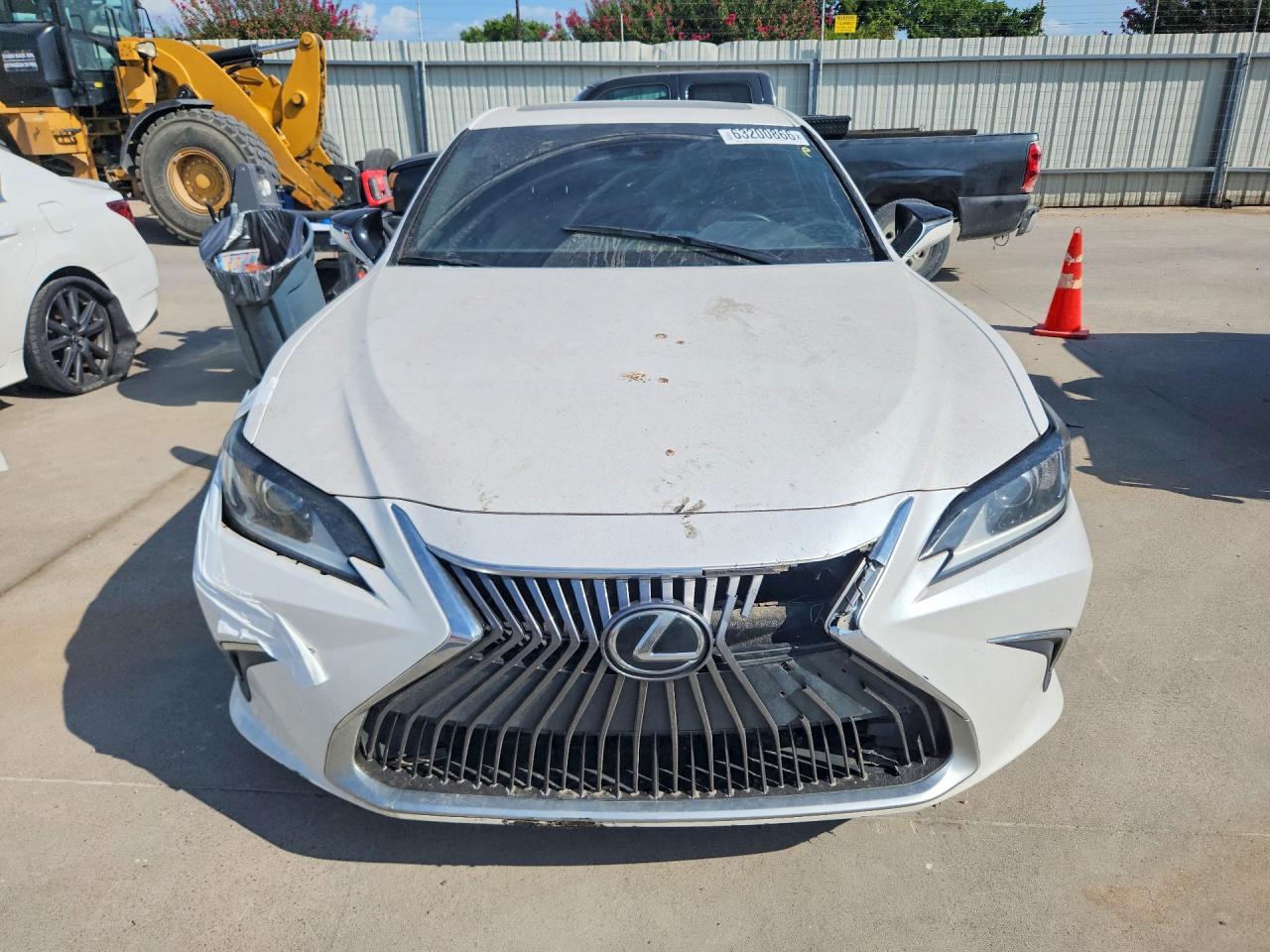 2019 LEXUS ES 350 — Фото 5 из 12