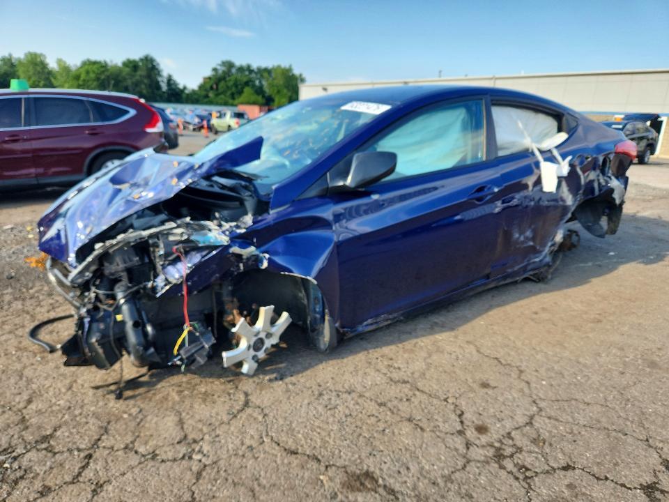 2011 HYUNDAI ELANTRA 5NPDH4AE2BH032272